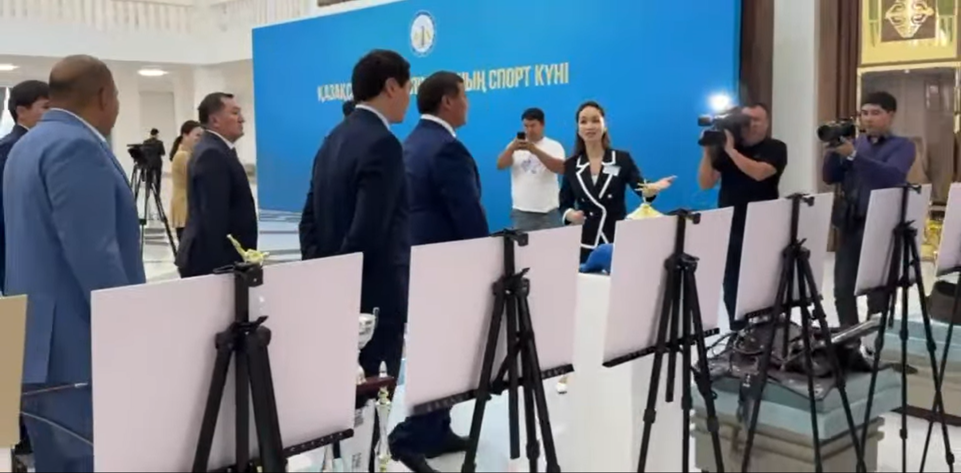 Read more about the article СПОРТ КҮНІНЕ АРНАЛҒАН КӨРМЕ ӨТТІ