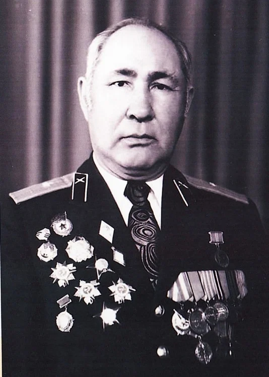 Read more about the article ЖӘДІГЕРБАЯН: Соғыс және еңбек ардагері Әлжан Жалғасбаевтың ерлік жолы