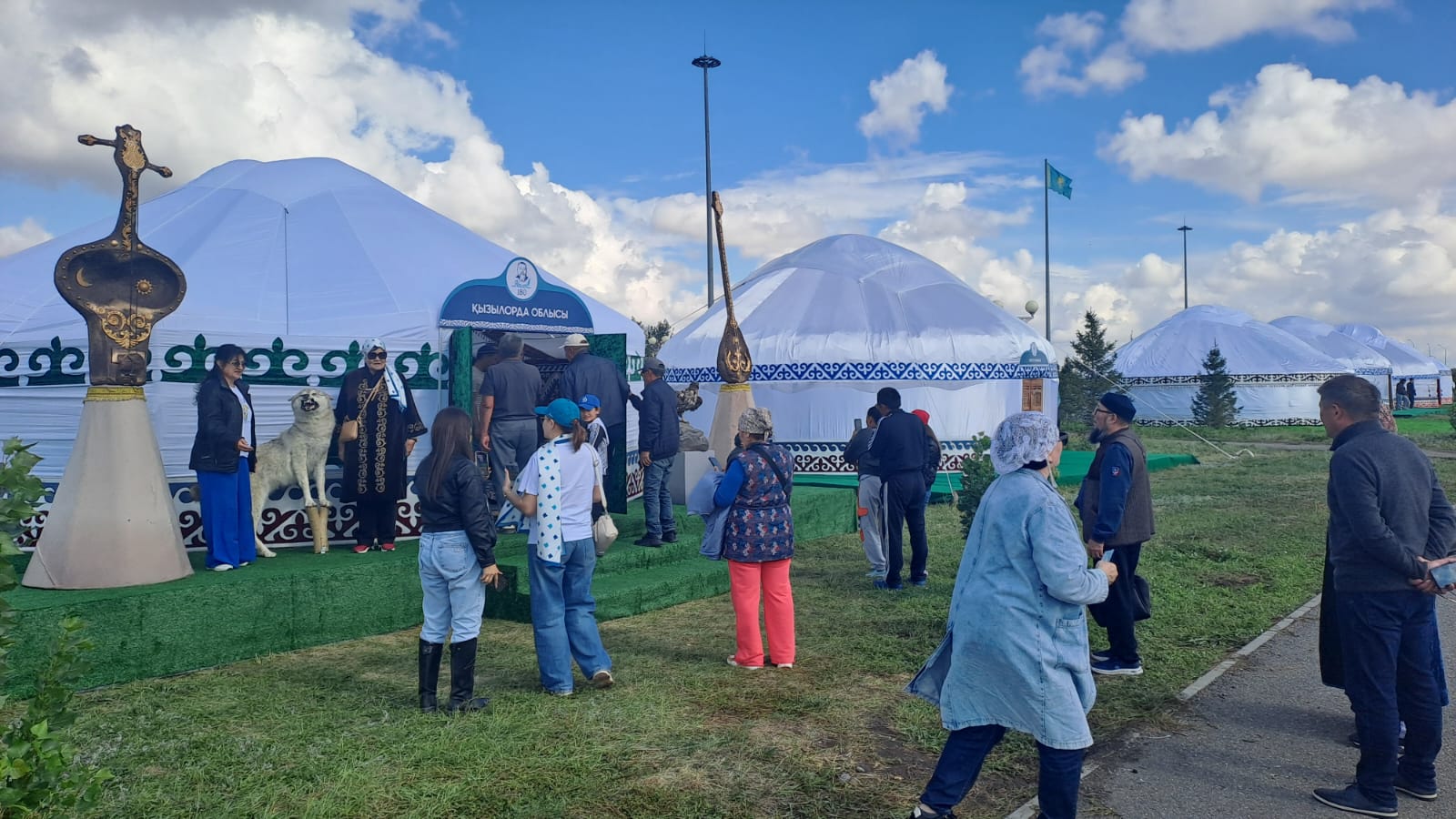 Read more about the article СЫР ӨҢІРІ – ТҮРКІ ӨРКЕНИЕТІНІҢ АЛТЫН БЕСІГІ