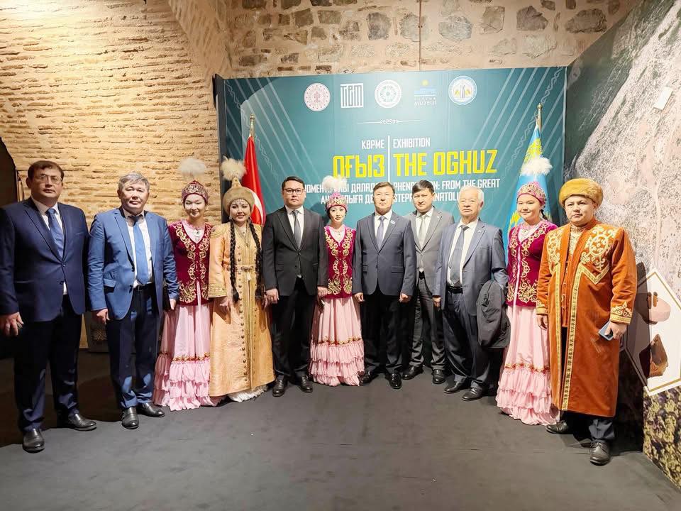 «ОҒЫЗ ФЕНОМЕНІ: ҰЛЫ ДАЛАДАН АНАДОЛЫҒА ДЕЙІН» ХАЛЫҚАРАЛЫҚ КОНФЕРЕНЦИЯСЫ МЕН КӨРМЕСІ ӨТТІ